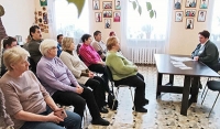 Обучающее занятие по повышению финансовой грамотности для пожилых провели в Краснопольском РЦСОНе