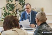 Фермерство и устранение недочетов построенного жилья: Анатолий Исаченко провел прием граждан в Могилеве