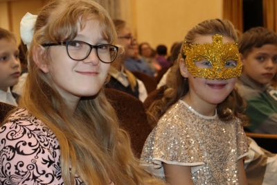 Благотворительная елка: сказка и вера в чудо