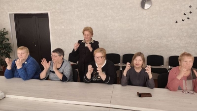 Занятия по профилактике деменции  «Пальчиковая гимнастика»