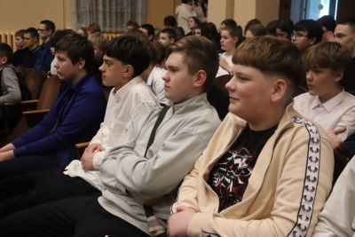 В Краснопольском Центре культуры прошел показ фильма «Чернобыль. Живая земля»