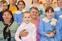Отделение социальной реабилитации отметило День матери с трогательным концертом