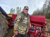 Погода капризна, но мы готовы: механизатор Виктор Гоморов о задачах на весну‑2026