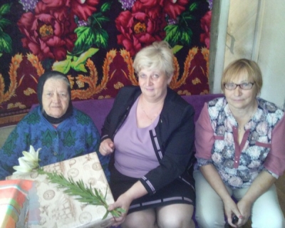 Поздравление с Днем Независимости Республики Беларусь семьи ветерана Великой Отечественной войны